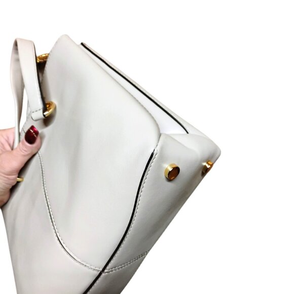 Michael Kors NEW Cece Light Sand 3 Compartment Small Chain Messenger Bag $328 - Picture 11 of 16